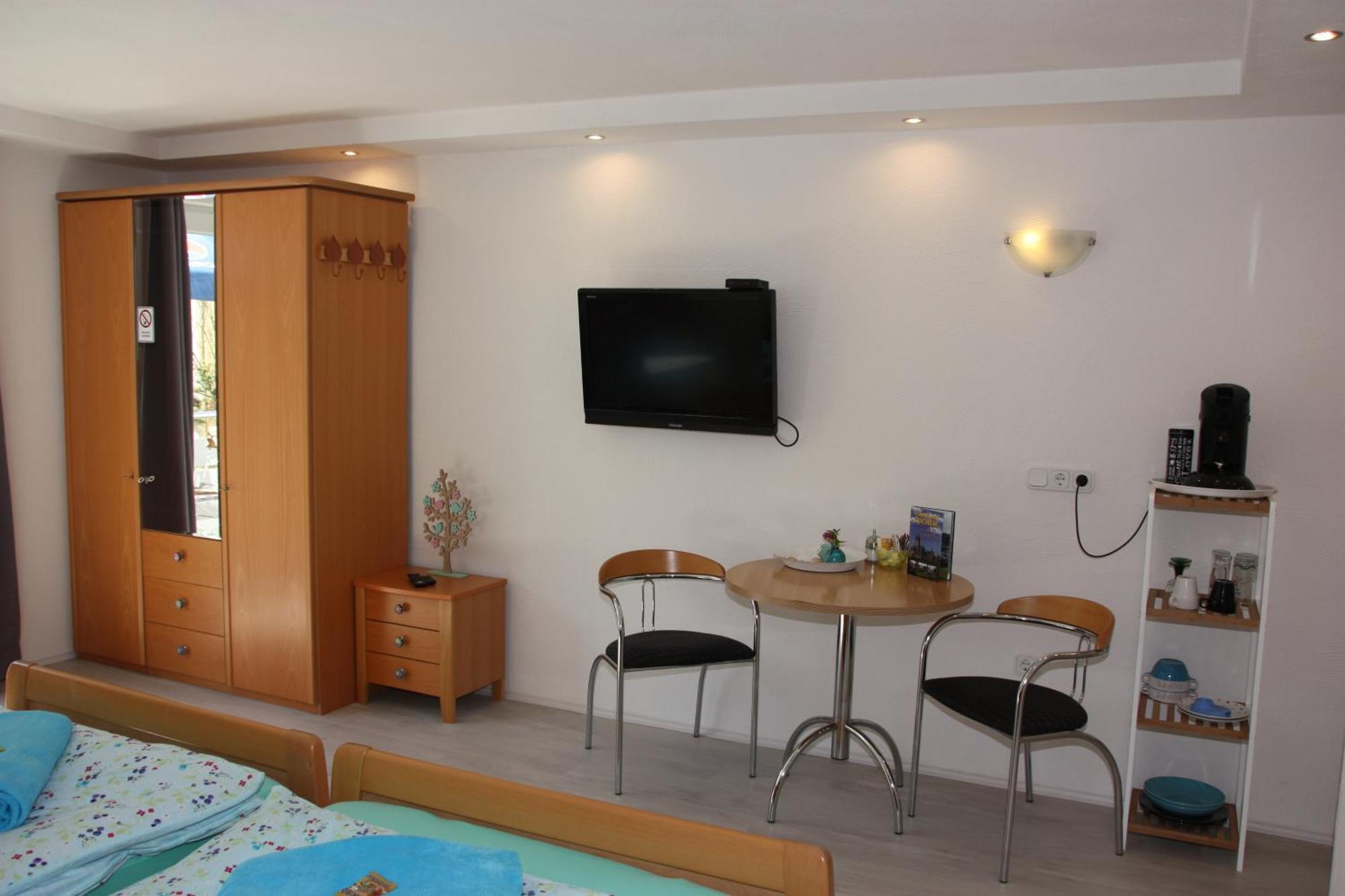 Pension Camping Schausten Cochem Exteriör bild