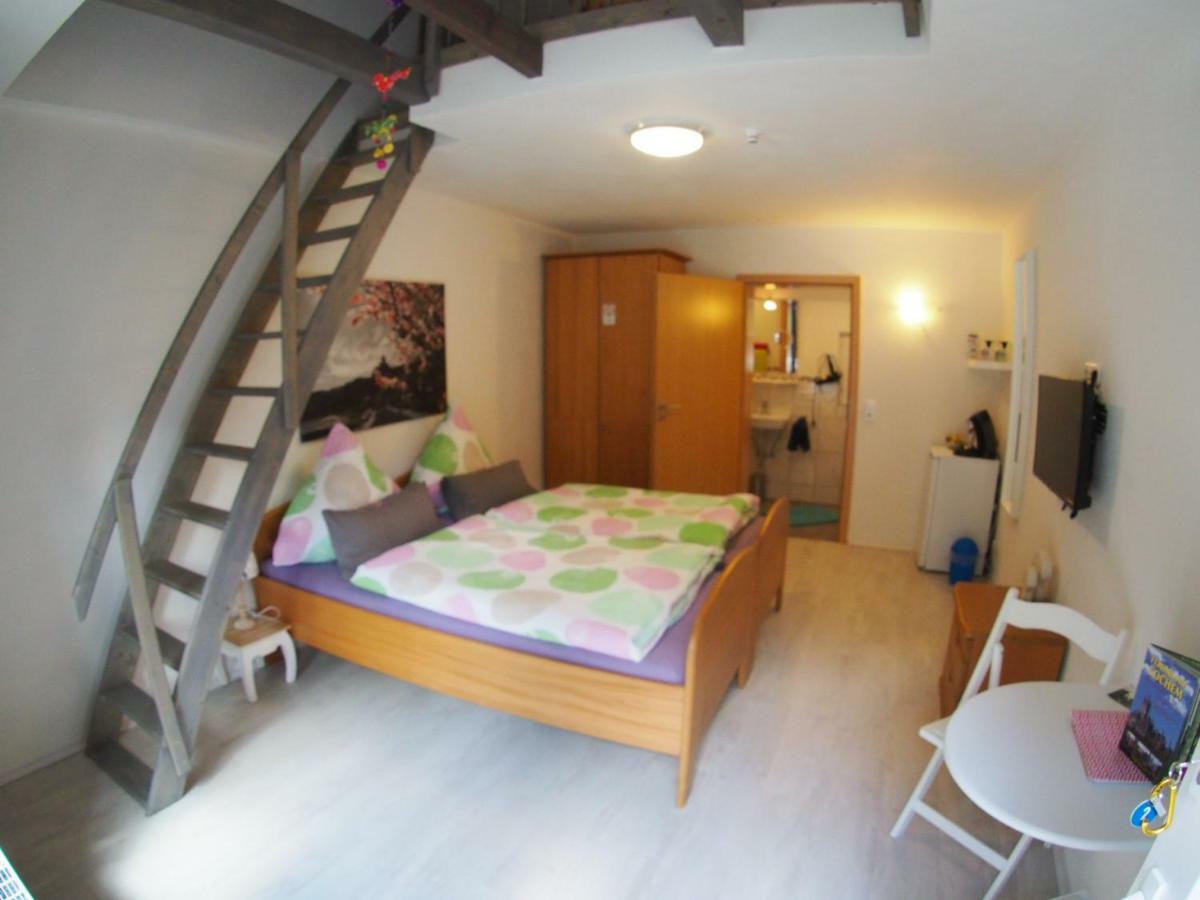 Pension Camping Schausten Cochem Exteriör bild